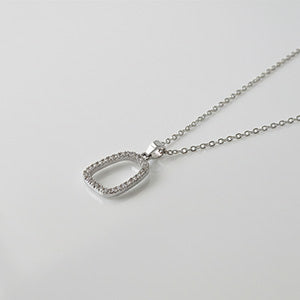 Amorile thin silver pendant