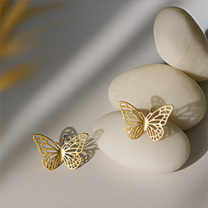 Charm Fly Elegant Earrings