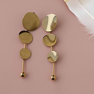 Midnight Flirt Moon Earrings