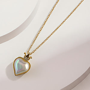 White pearl heart pendant