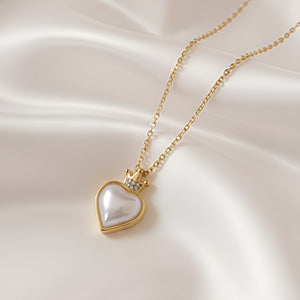 White pearl heart pendant