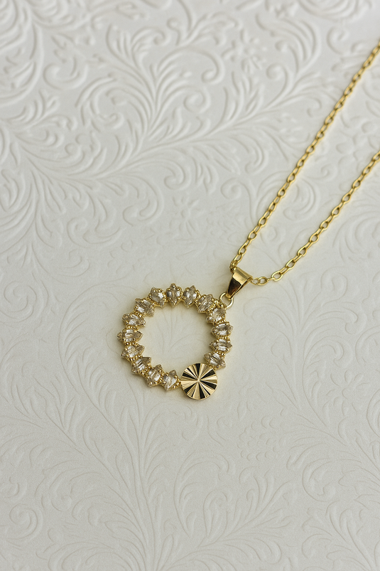 Golden helia shine Pendant