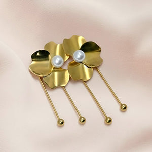 Pearl & Petals Earrings